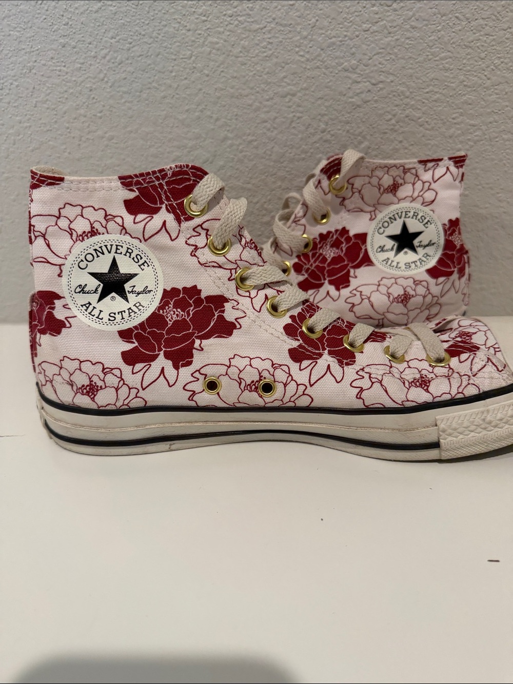 Converse High Top Sneakers - pattern only available in Japan - Picture 10 of 11